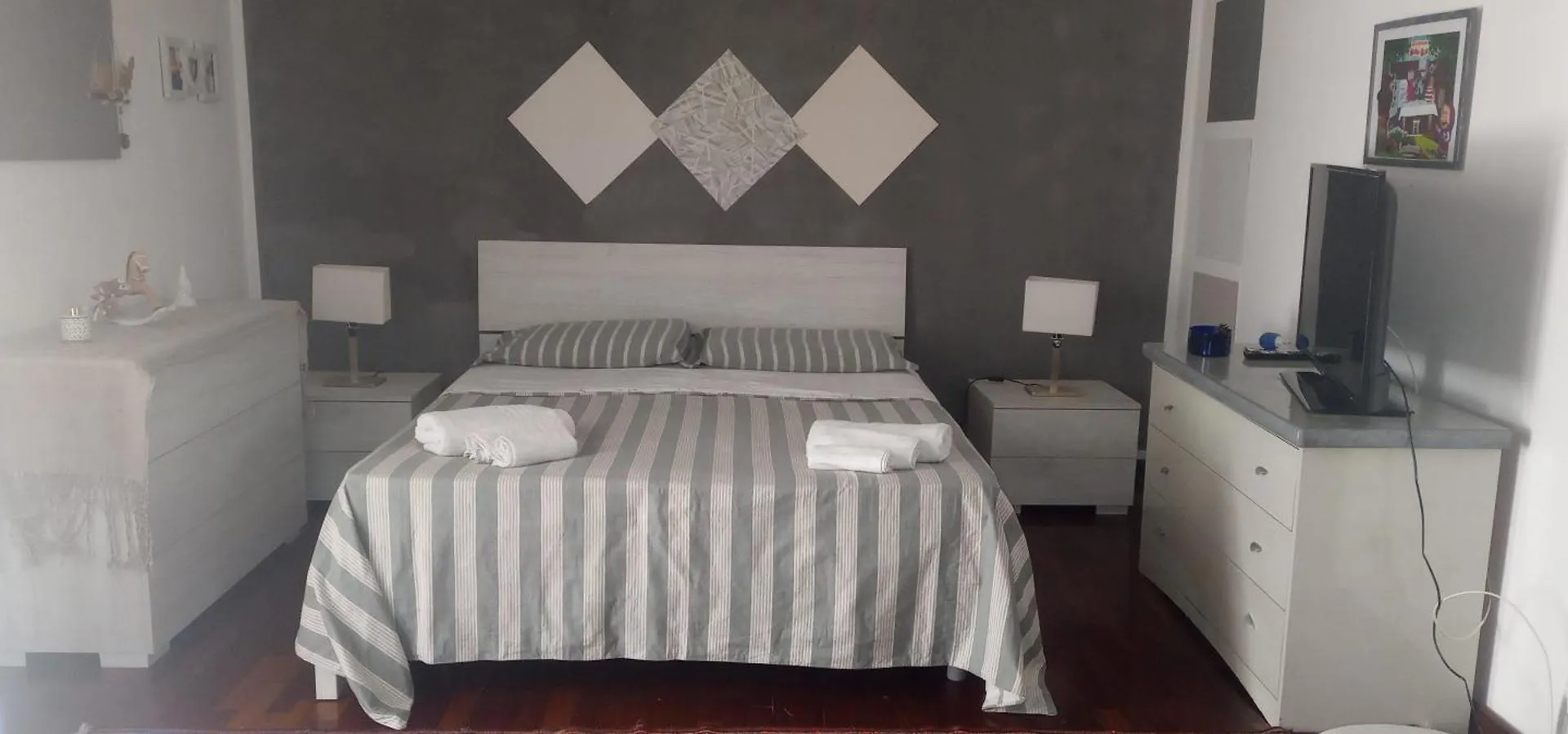 Don Camillo Suites Riposto Maison d'hôtes